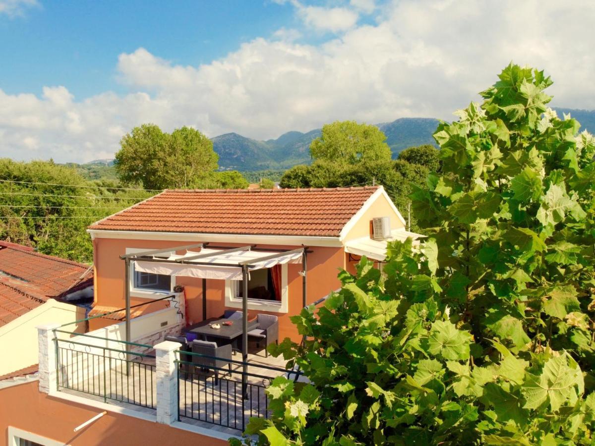 Asteraki Poolside Apartment By Dadovillas Acharavi  Luaran gambar
